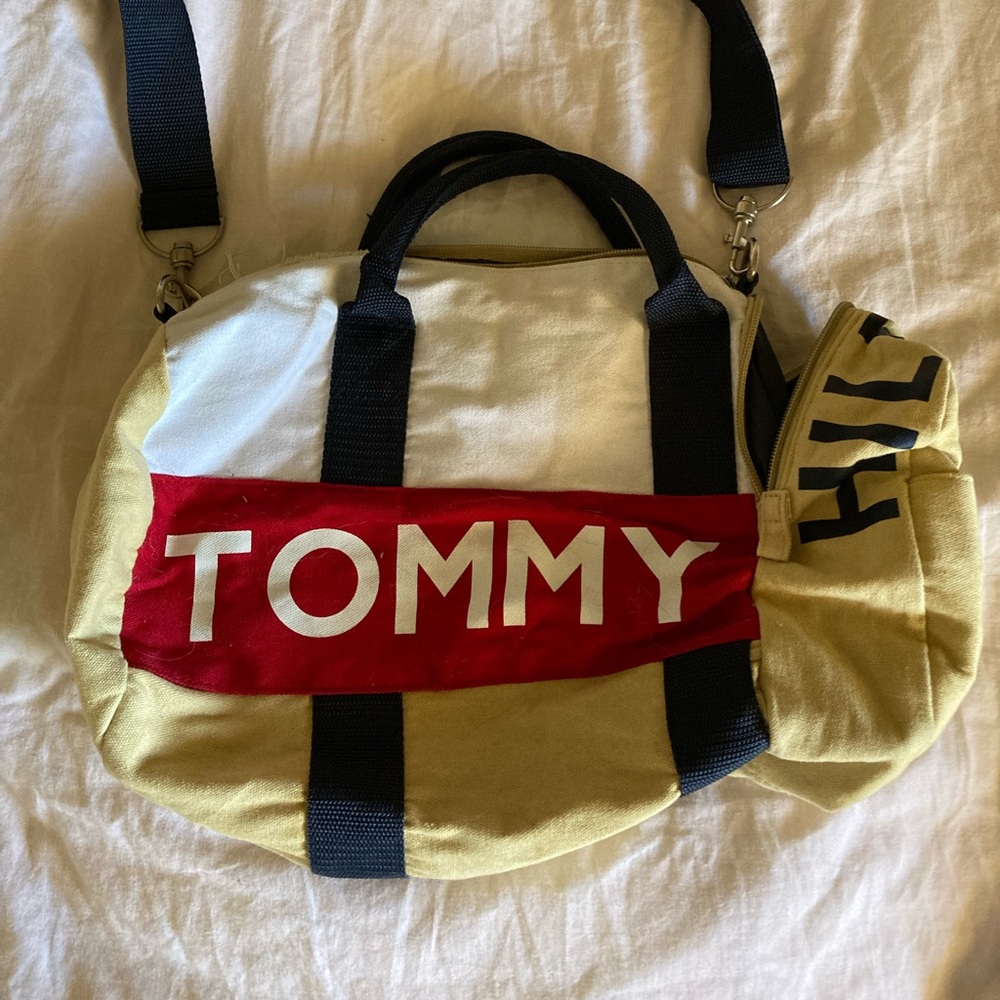 Tommy Hilfiger Mini Duffle Bag